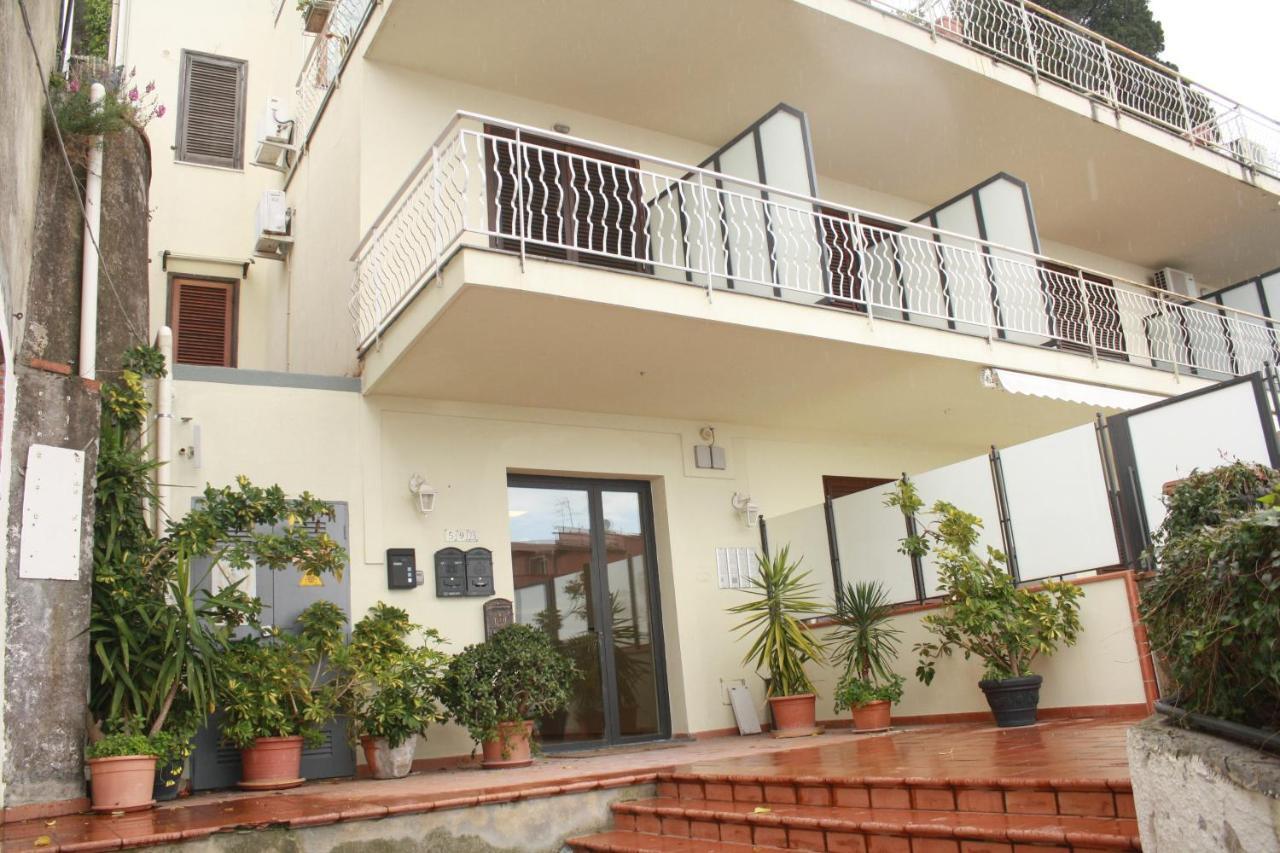Nice Apartment In Taormina Eksteriør billede